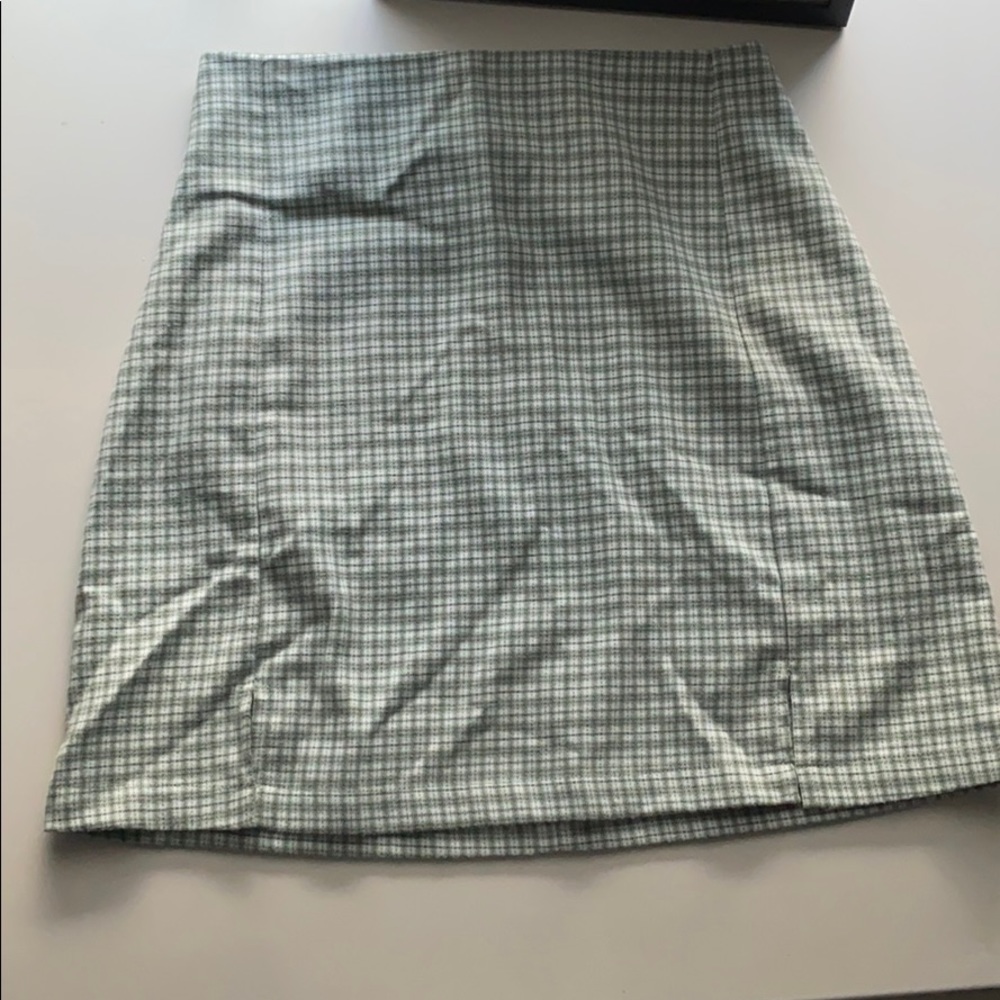 brandy melville plaid print pencil skirt